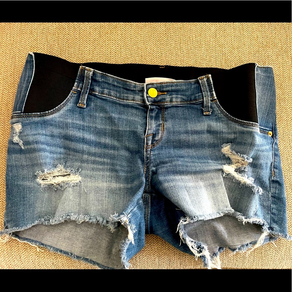 Maternity shorts
